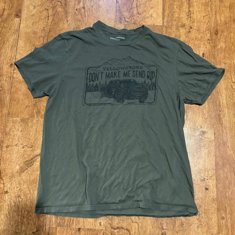 Yellowstone national graphic t-shirt